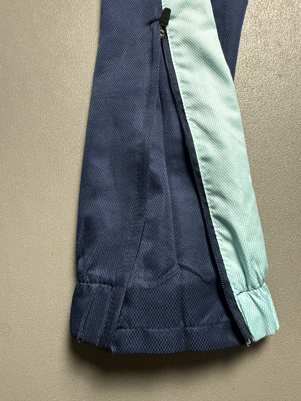 Lacoste Vintage Tracksuit – 2000’s | L